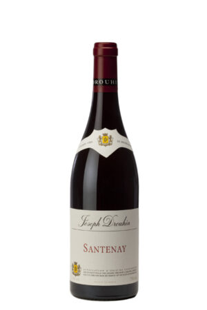 Photo d'une bouteille de vin rouge, présentée sur un fond blanc. Parfait en accompagnement d'un apéritif.
