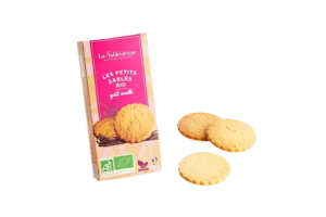 Photo d'un paquet de biscuit, présentée sur un fond blanc.