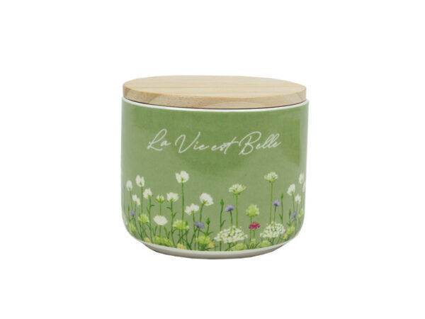 Photo d'un pot, présentée sur un fond blanc.