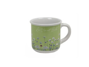 Photo d'un mug, présentée sur un fond blanc.
