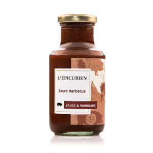 Photo d'une sauce, présentée sur un fond blanc. Parfait en accompagnement d'un plat.