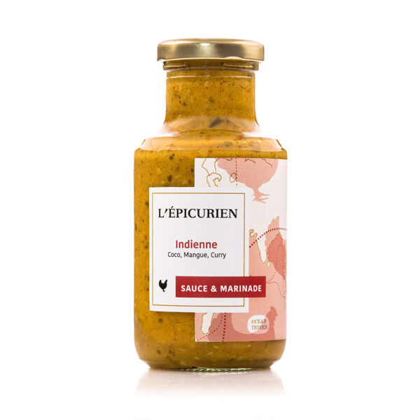 Photo d'une sauce, présentée sur un fond blanc. Parfait en accompagnement d'un plat.