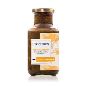 Photo d'une sauce, présentée sur un fond blanc. Parfait en accompagnement d'un plat.