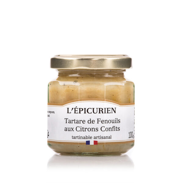 Photo d'un paquet d'une terrine, présentée sur un fond blanc.