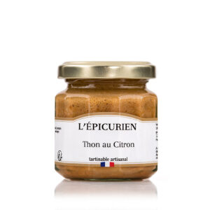 Photo d'un paquet d'une terrine, présentée sur un fond blanc.