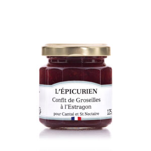 Photo d'un confit, présenté sur un fond blanc.