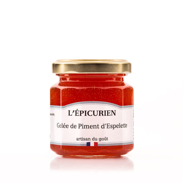 Photo d'un confit, présenté sur un fond blanc.
