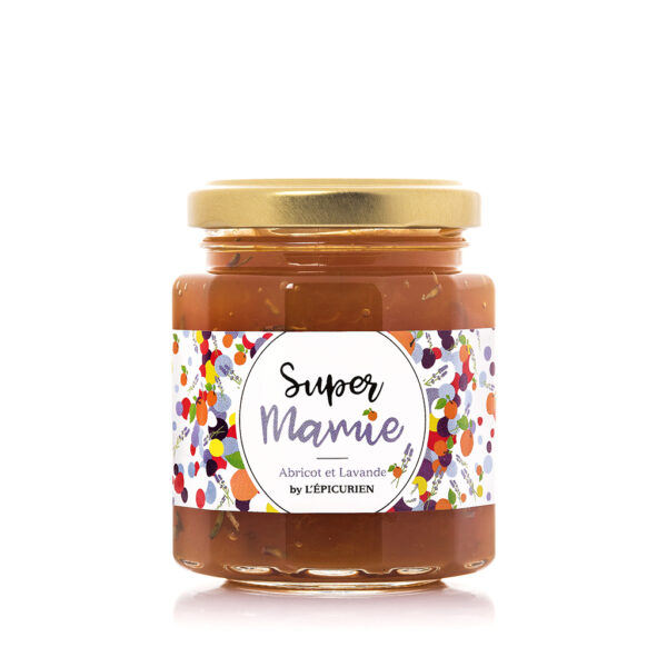 Photo d'une confiture, présentée sur un fond blanc.