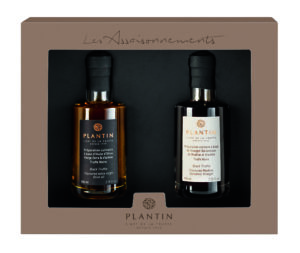 Photo d'un coffret, présentée sur un fond blanc.