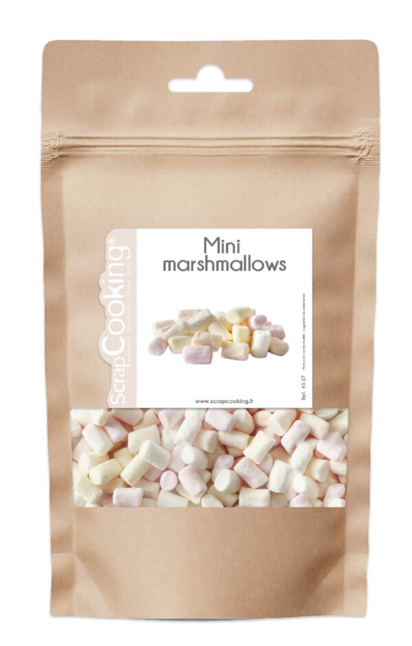 Photo d'un sachet de marshmallows, présentée sur un fond blanc.
