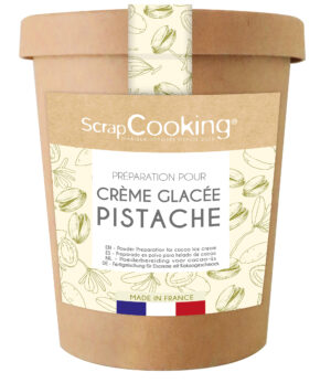 Photo d'une préparation pour glace, présentée sur un fond blanc.