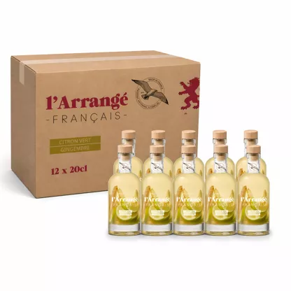 Photo d'une bouteille de rhum, présentée sur un fond blanc. Parfait en accompagnement d'un apéritif.