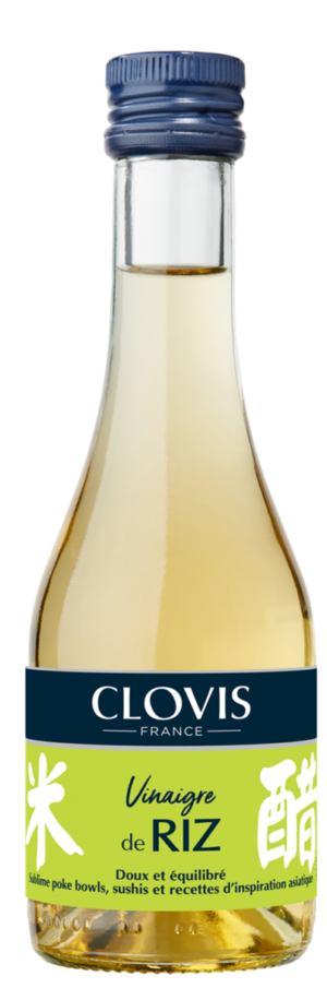 Photo d'un vinaigre, présentée sur un fond blanc. Parfait en accompagnement d'un plat.