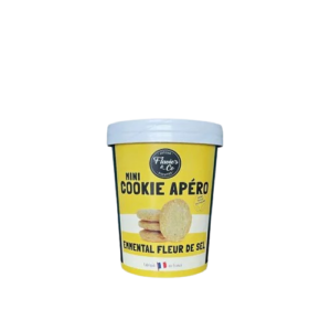 Photo d'un sachet de cookies, présenté sur un fond blanc.
