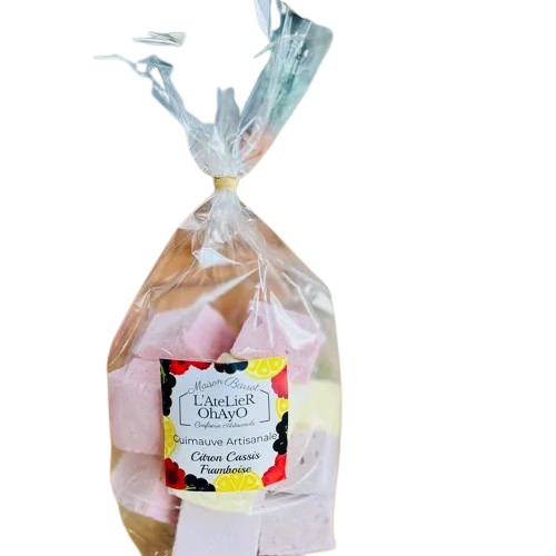 Photo d'un sachet de guimauve, présentée sur un fond blanc.