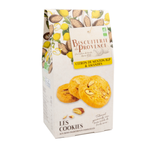 Photo d'un sachet de cookies, présenté sur un fond blanc.